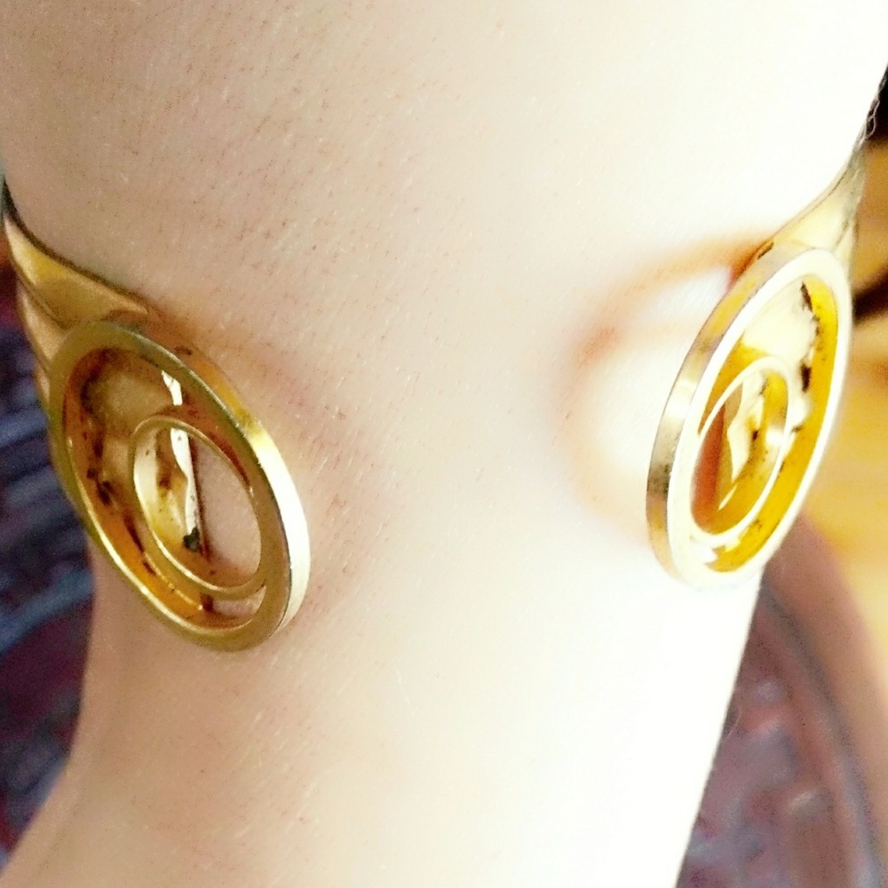Vintage Gold Bijoux Cascio Arm Cuff/Bracelet